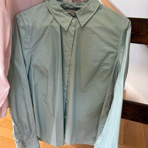Women’s Green Shirt